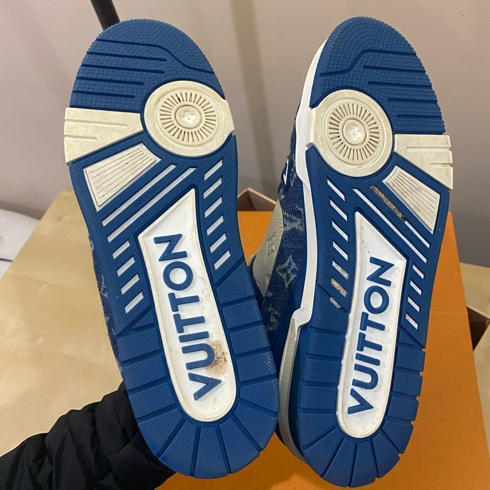 Louis Vuitton Trainer Sneakers - Picture 4 of 10